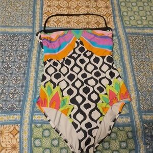 Women’s Trina Turk Balboa Bandeau one pc swimsuit, sz 10, gently used.